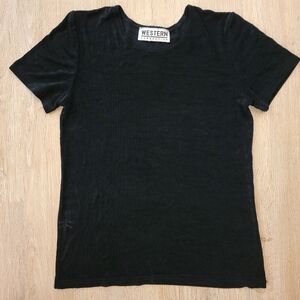 Western Connection black shirt. Size M.